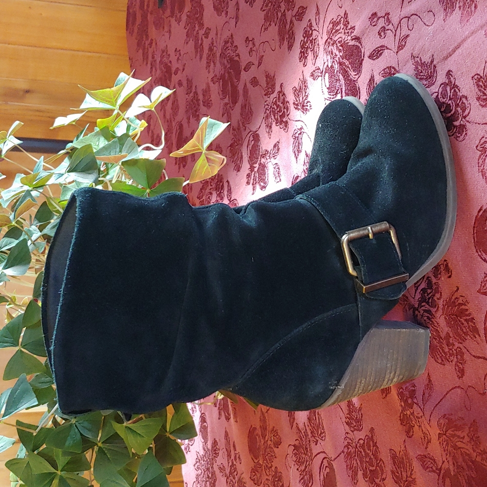 Aldo heal boots size 7.5